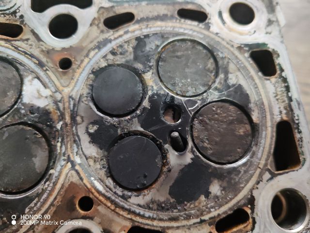 bontott HYUNDAI i40 Hengerfej