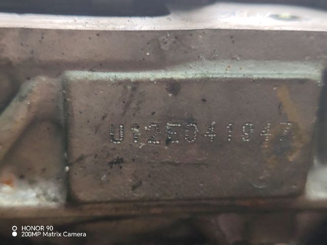 bontott HYUNDAI i40 Hengerfej