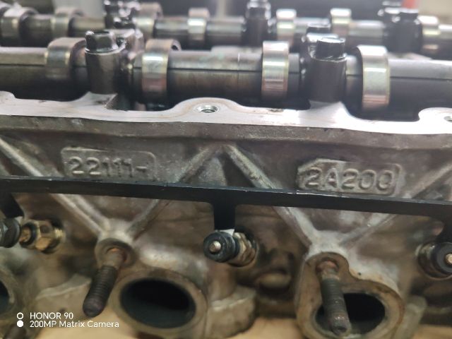 bontott HYUNDAI i40 Hengerfej