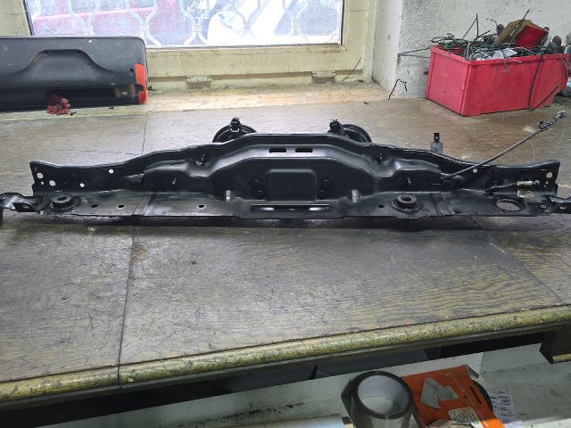 bontott HYUNDAI i40 Homlokfal (Üres lemez)