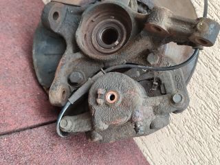 bontott HYUNDAI i40 Jobb első Csonkállvány Kerékaggyal