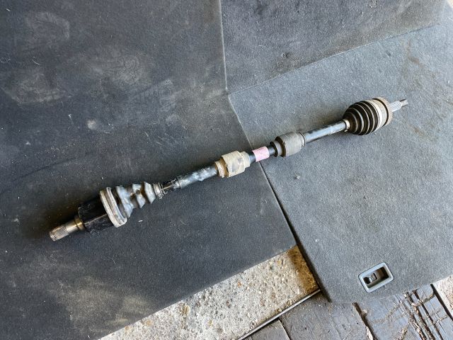 bontott HYUNDAI i40 Jobb Féltengely