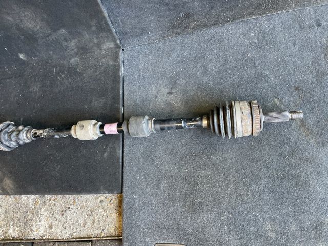 bontott HYUNDAI i40 Jobb Féltengely