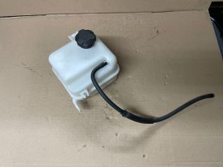 bontott HYUNDAI i40 Kiegyenlítő Tartály