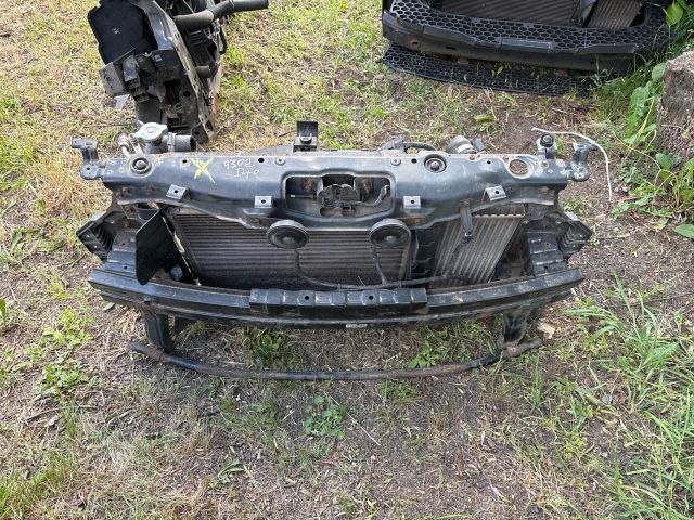 bontott HYUNDAI i40 Komplett Homlokfal (Részeivel)