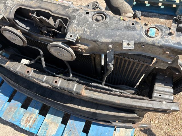 bontott HYUNDAI i40 Komplett Homlokfal (Részeivel)