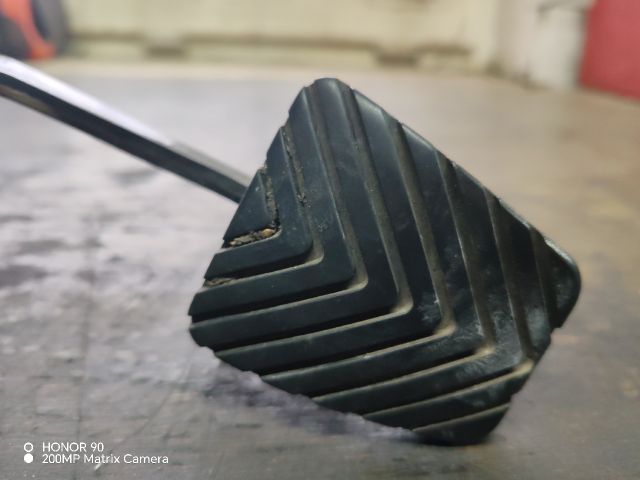 bontott HYUNDAI i40 Kuplung Pedál