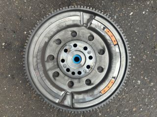 bontott HYUNDAI i40 Kuplung Szett Lendkerékkel