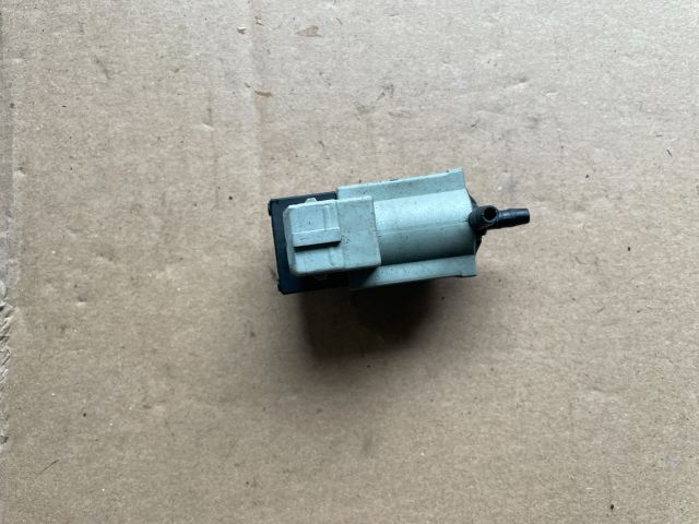 bontott HYUNDAI i40 Lefújószelep