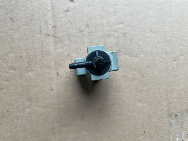 bontott HYUNDAI i40 Lefújószelep