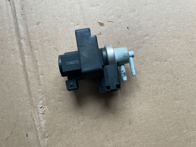 bontott HYUNDAI i40 Lefújószelep