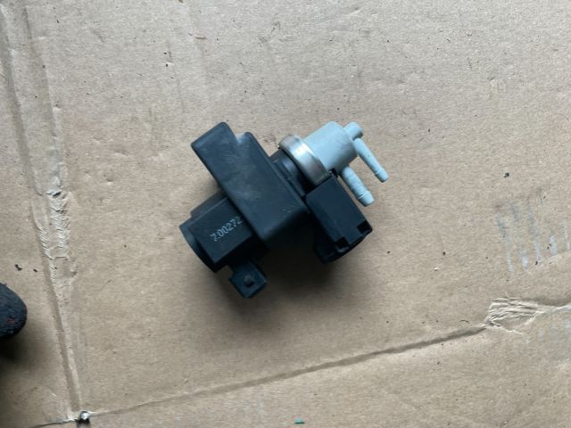 bontott HYUNDAI i40 Lefújószelep