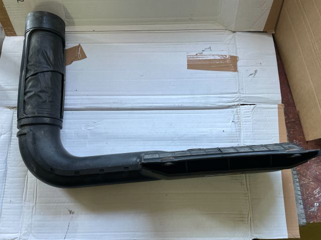 bontott HYUNDAI i40 Légbeömlő Cső