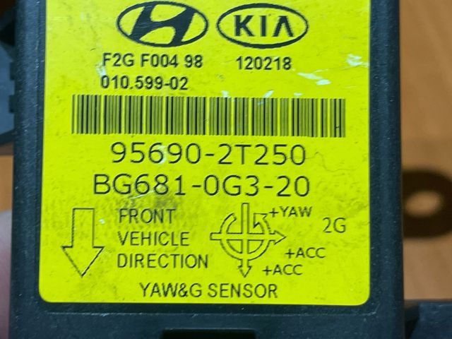 bontott HYUNDAI i40 Menetstabilizátor Elektronika