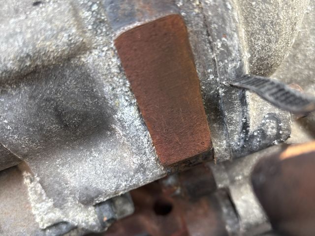 bontott HYUNDAI i40 Motor (Fűzött blokk hengerfejjel)