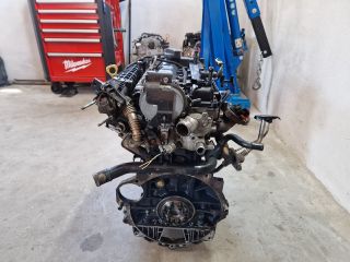 bontott HYUNDAI i40 Motor (Fűzött blokk hengerfejjel)