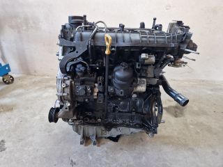 bontott HYUNDAI i40 Motor (Fűzött blokk hengerfejjel)