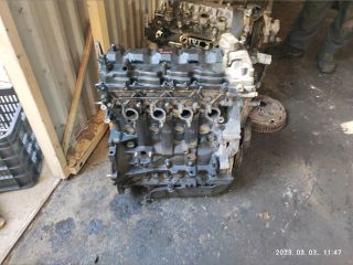bontott HYUNDAI i40 Motor (Fűzött blokk hengerfejjel)