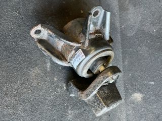 bontott HYUNDAI i40 Motor Tartó Bak Jobb