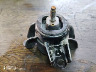 bontott HYUNDAI i40 Motor Tartó Bak Jobb