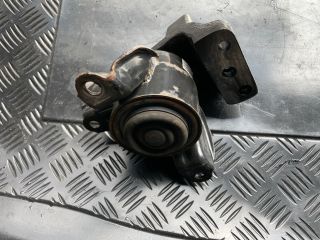 bontott HYUNDAI i40 Motor Tartó Bak Jobb