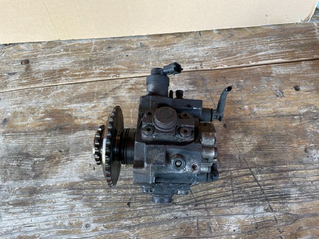 bontott HYUNDAI i40 Nagynyomású Szivattyú