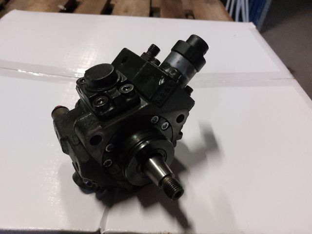 bontott HYUNDAI i40 Nagynyomású Szivattyú