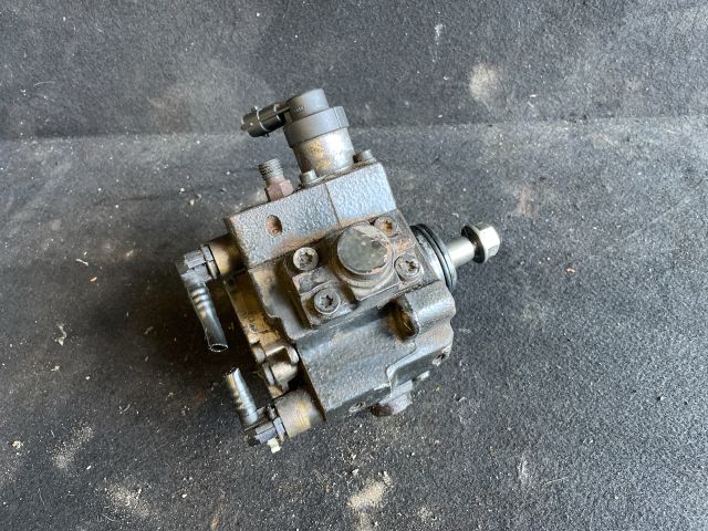 bontott HYUNDAI i40 Nagynyomású Szivattyú