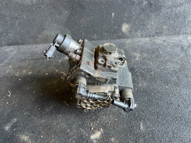 bontott HYUNDAI i40 Nagynyomású Szivattyú