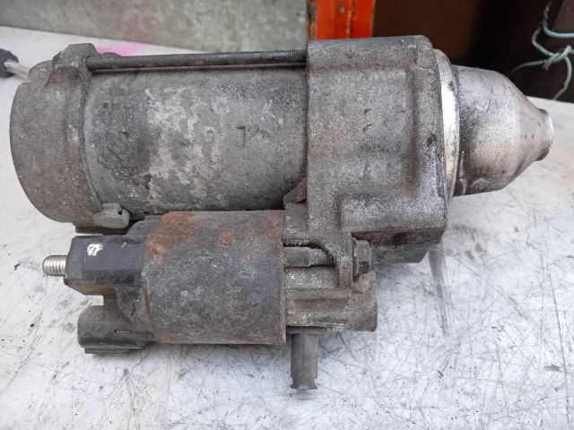 bontott HYUNDAI i40 Önindító