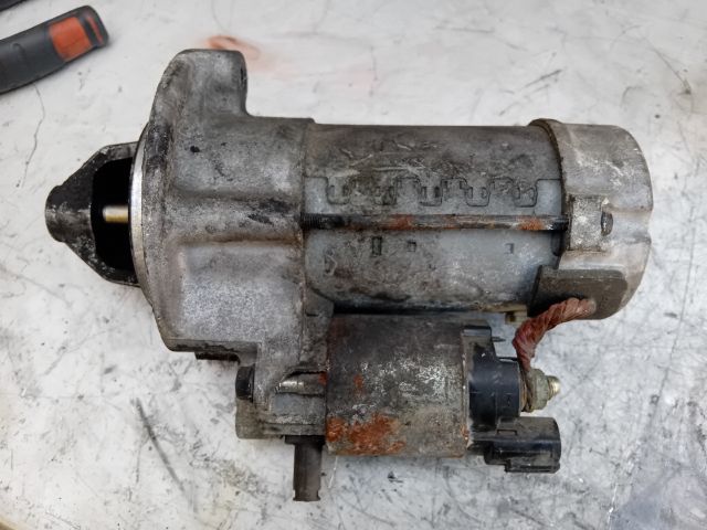 bontott HYUNDAI i40 Önindító