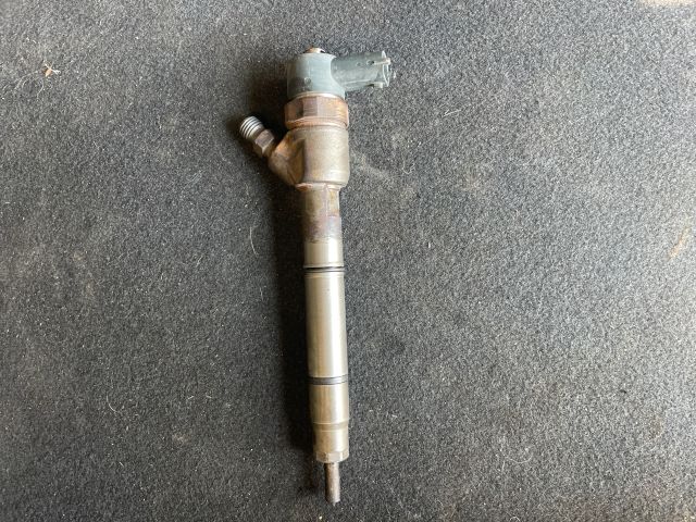 bontott HYUNDAI i40 Porlasztó (1 db)