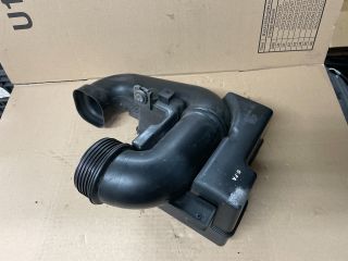 bontott HYUNDAI i40 Rezonátor