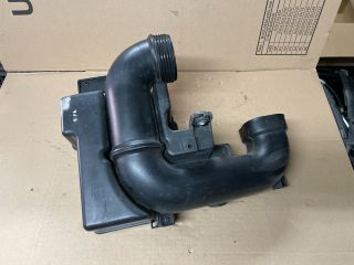 bontott HYUNDAI i40 Rezonátor