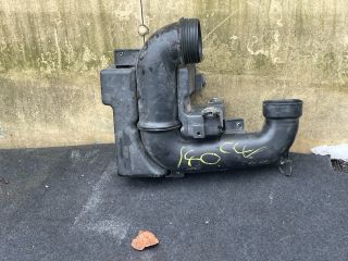 bontott HYUNDAI i40 Rezonátor