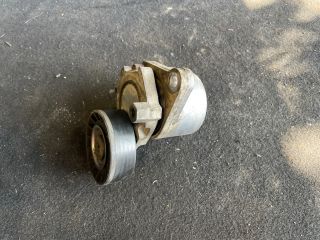 bontott HYUNDAI i40 Szíjfeszítő Görgő