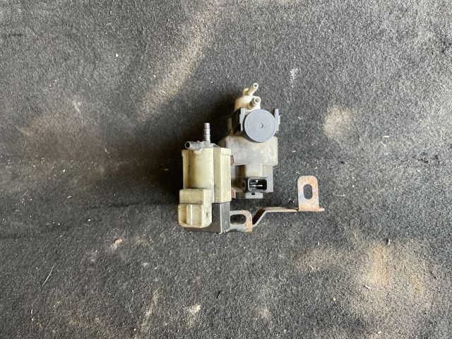 bontott HYUNDAI i40 Turbó Vákum Szelep