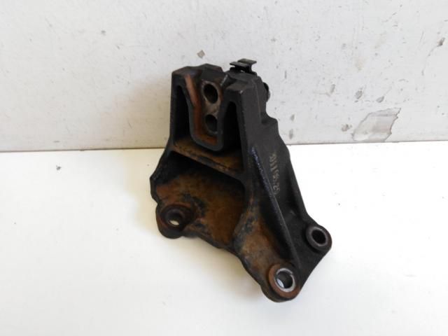 bontott HYUNDAI i40 Váltó Tartó Bak (Pozíciófüggetlen)