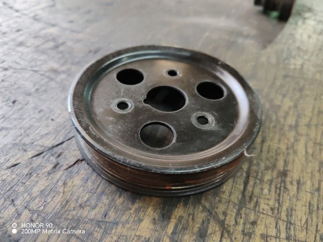 bontott HYUNDAI i40 Vízpumpa Szíjtárcsa