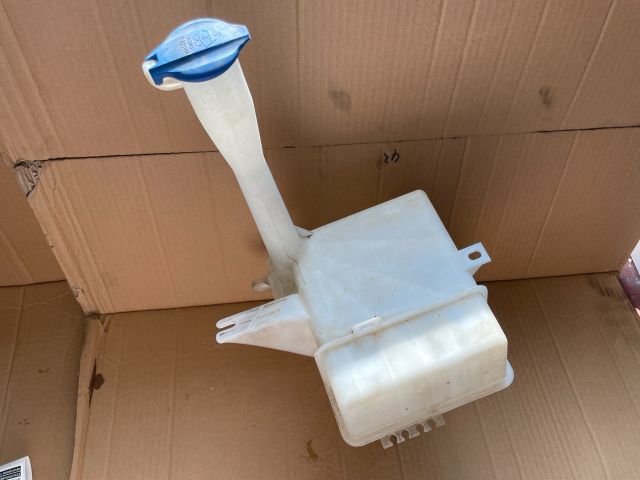 bontott HYUNDAI i40 Ablakmosó Tartály