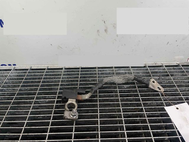 bontott HYUNDAI i40 Akkumulátor Saru