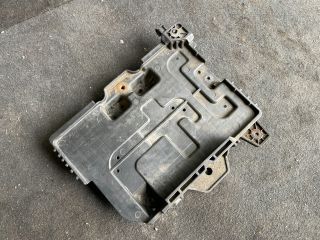 bontott HYUNDAI i40 Akkumulátor Tartó