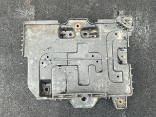 bontott HYUNDAI i40 Akkumulátor Tartó