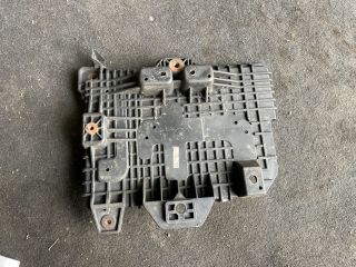 bontott HYUNDAI i40 Akkumulátor Tartó