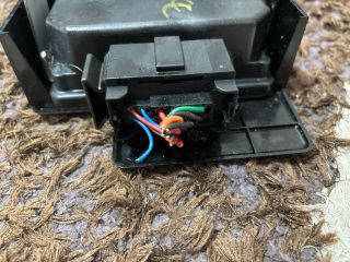 bontott HYUNDAI i40 Akkumulátor Vezérlő Panel