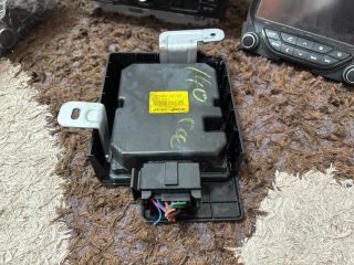 bontott HYUNDAI i40 Akkumulátor Vezérlő Panel