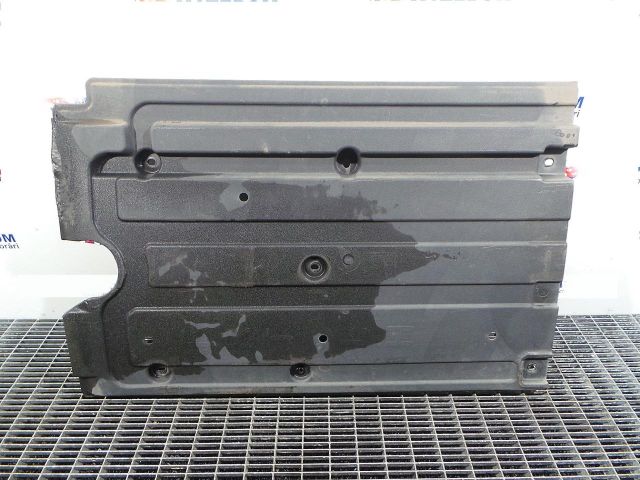 bontott HYUNDAI i40 Alsó Motorburkolat