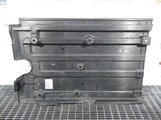 bontott HYUNDAI i40 Alsó Motorburkolat