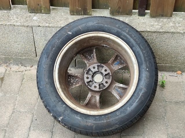 bontott HYUNDAI i40 Alufelni Gumival (1 db)