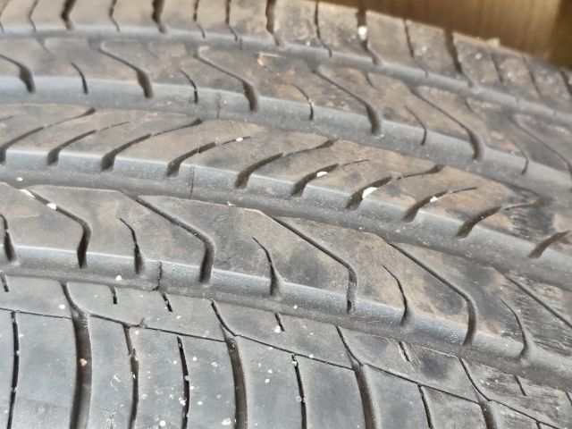 bontott HYUNDAI i40 Alufelni Gumival (1 db)